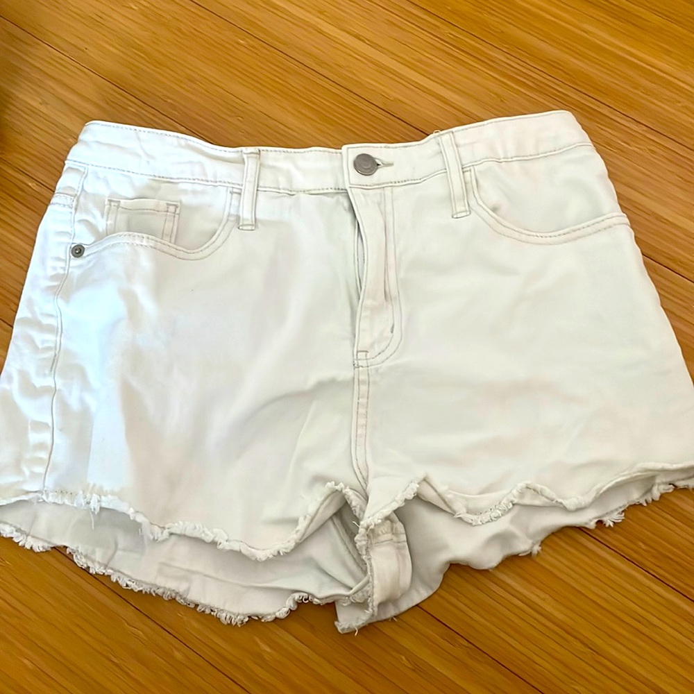 wild fable white denim shorts. Worn, no rips from wear, no stains.